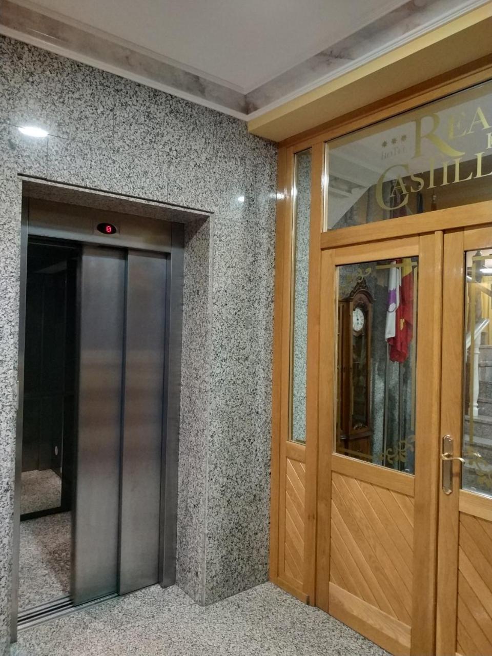 Hotel Real De Castilla Тордесільяс Екстер'єр фото